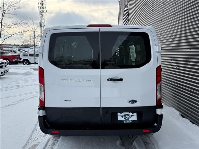 2024 Ford Transit-250 Cargo Base (Stk: U11052) in London - Image 5 of 22