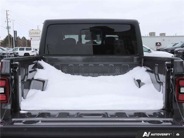 2026 Jeep Gladiator Sport S (Stk: J5429) in Brantford - Image 11 of 27 2026 Jeep Gladiator Sport S (Stk: J5429) in Brantford - Image 11 of 27