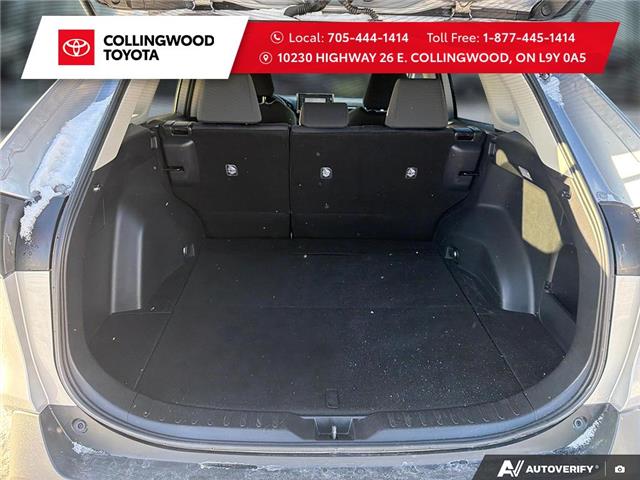 2021 Toyota RAV4 LE (Stk: 22040A) in Collingwood - Image 7 of 14