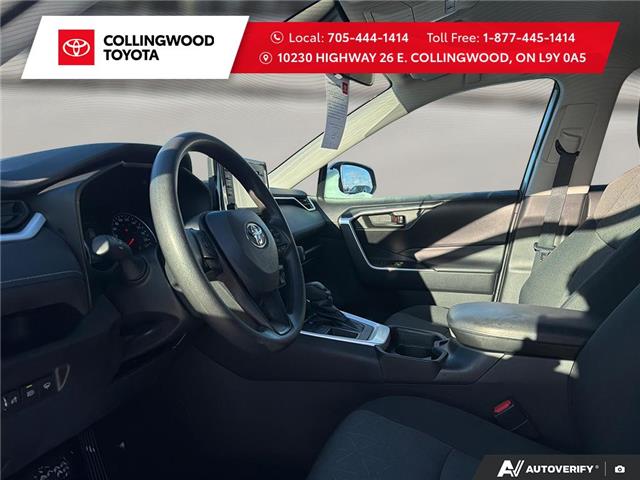 2021 Toyota RAV4 LE (Stk: 22040A) in Collingwood - Image 8 of 14