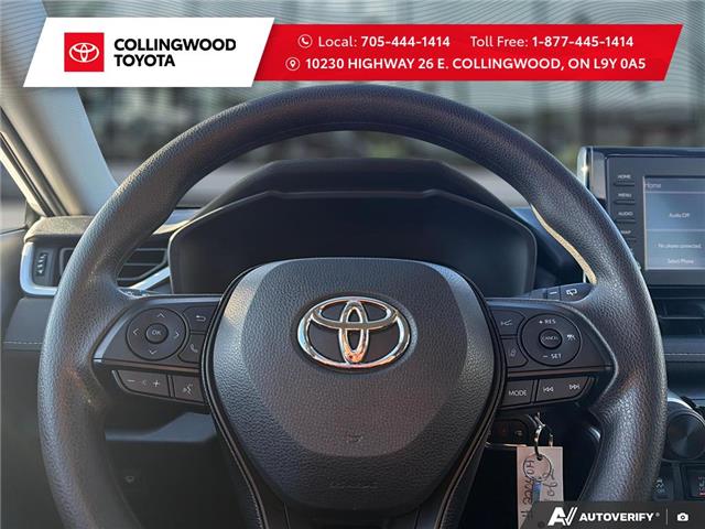 2021 Toyota RAV4 LE (Stk: 22040A) in Collingwood - Image 9 of 14
