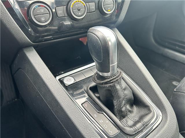 2017 Volkswagen Jetta 1.8 TSI Highline (Stk: V6076B) in Kingston - Image 18 of 27