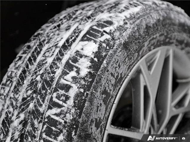 2022 Genesis GV70 2.5T Advanced Plus (Stk: 102043) in London - Image 7 of 26