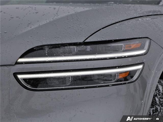 2022 Genesis GV70 2.5T Advanced Plus (Stk: 102043) in London - Image 10 of 26