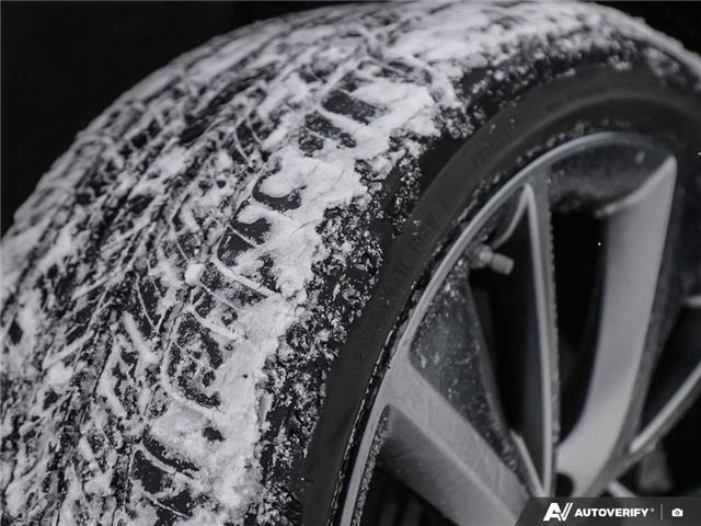 2026 Genesis GV70 2.5T Prestige (Stk: 129215) in London - Image 7 of 26