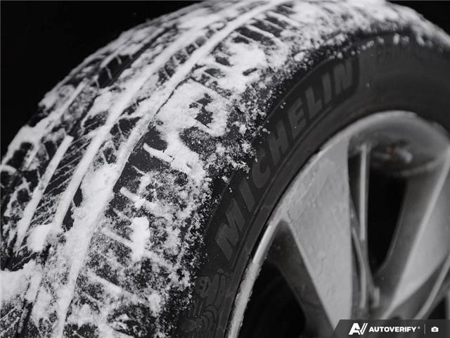 2022 Genesis GV70 2.5T Prestige (Stk: 102998) in London - Image 7 of 26