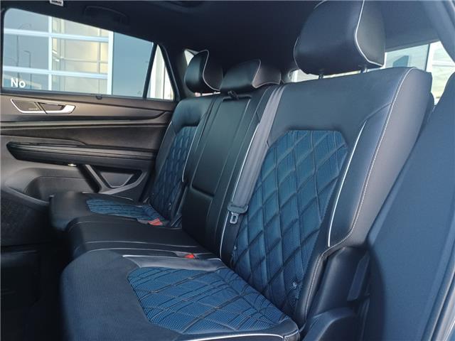 2024 Volkswagen Atlas Cross Sport 2.0 TSI Execline (Stk: 2690111) in Regina - Image 22 of 25