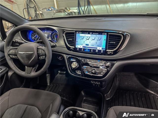 2022 Chrysler Pacifica Touring (Stk: 164567) in London - Image 24 of 26