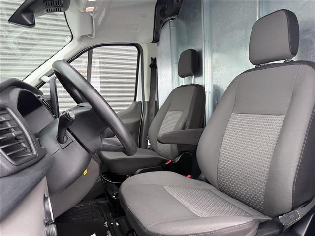 2024 Ford Transit-250 Cargo Base (Stk: 25557A) in London - Image 8 of 20