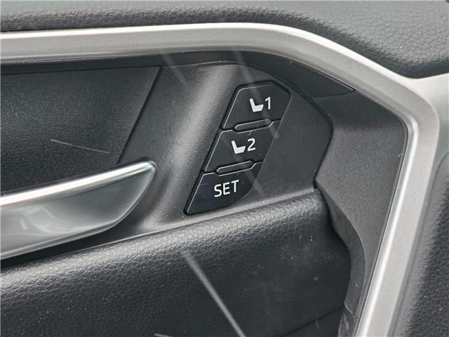 2021 Toyota RAV4 Limited (Stk: 25709A) in Bowmanville - Image 12 of 32