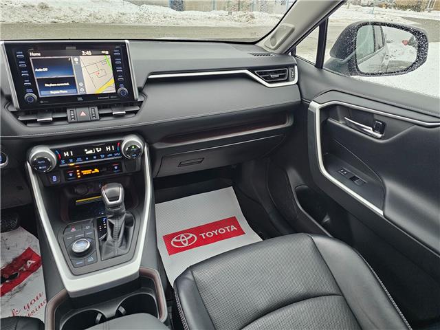 2021 Toyota RAV4 Limited (Stk: 25709A) in Bowmanville - Image 19 of 32