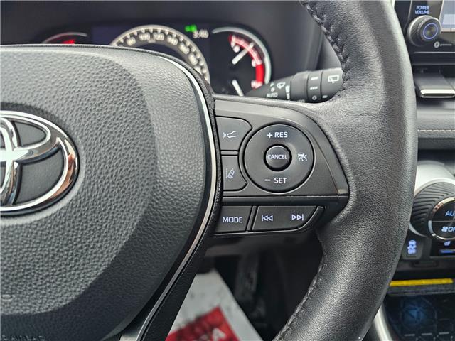 2021 Toyota RAV4 Limited (Stk: 25709A) in Bowmanville - Image 25 of 32