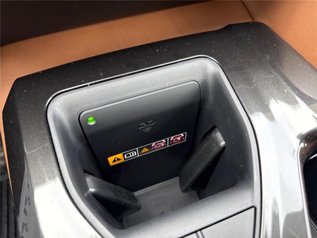 2025 Toyota Crown Signia Limited (Stk: 3035297) in Cranbrook - Image 15 of 22