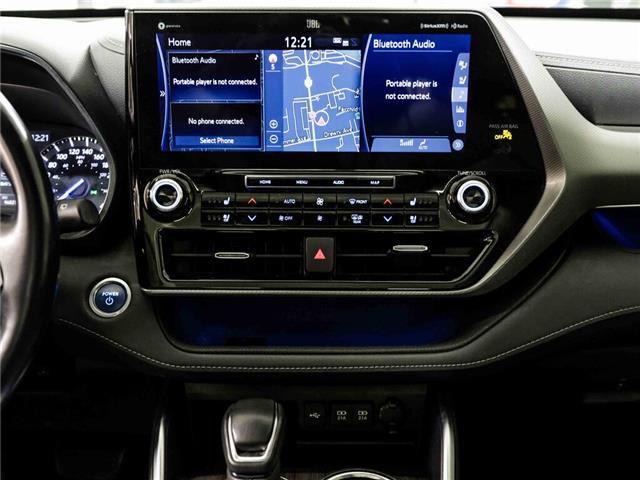 2021 Toyota Highlander Hybrid Hybrid Platinum >>No accident<< (Stk: 260020A) in North York, - Image 17 of 26