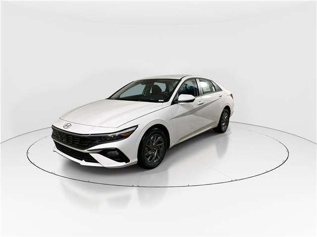 2026 Hyundai Elantra Preferred (Stk: 16105172) in Markham - Image 3 of 18