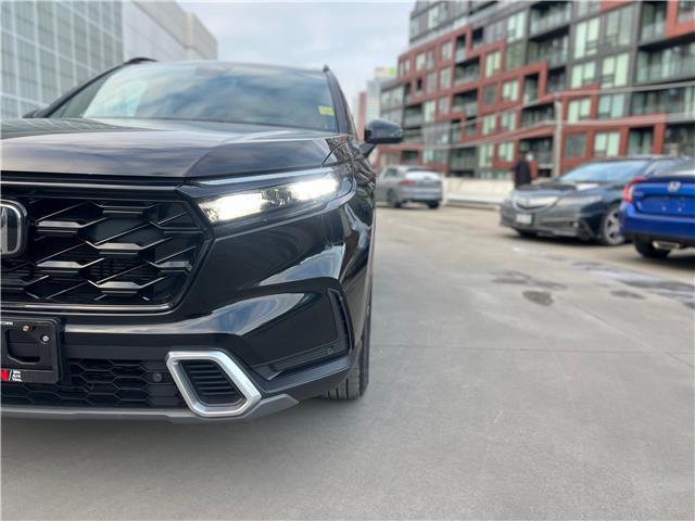 2023 Honda CR-V Hybrid Touring (Stk: M14877A) in Toronto - Image 2 of 26