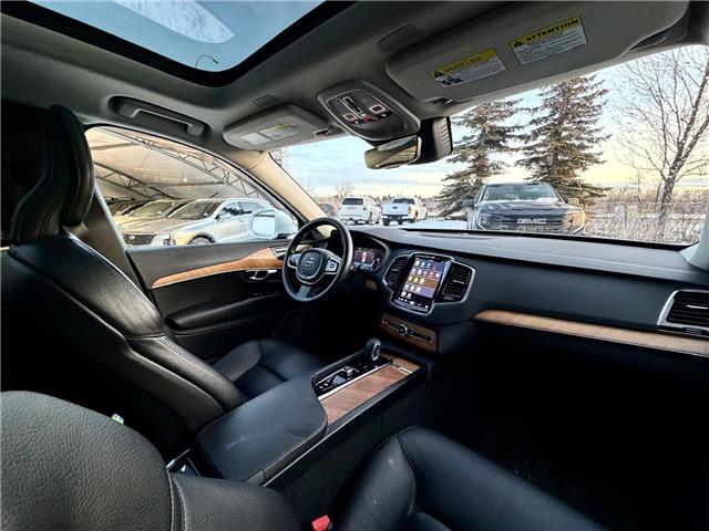 2023 Volvo XC90 B6 Plus Bright Theme (Stk: 260281A) in Calgary - Image 9 of 20