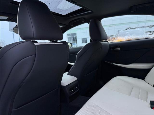 2024 Lexus IS 300 Base (Stk: 4605A) in Calgary - Image 16 of 19