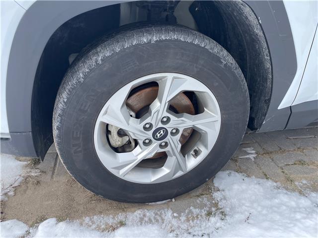 2024 Hyundai Tucson Preferred (Stk: 5B055A) in Chatham - Image 10 of 28