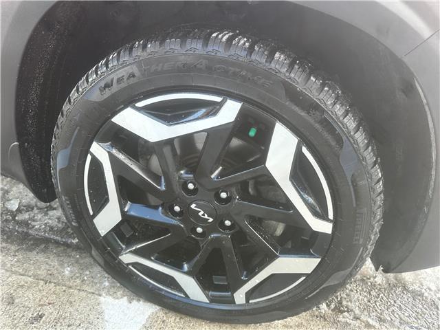 2024 Kia Seltos SX w/Brown Interior (Stk: K469150) in Scarborough - Image 9 of 25