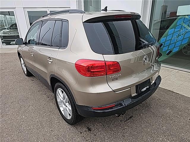 2016 Volkswagen Tiguan Comfortline (Stk: 25236A) in Lethbridge - Image 3 of 23