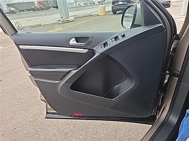 2016 Volkswagen Tiguan Comfortline (Stk: 25236A) in Lethbridge - Image 19 of 23