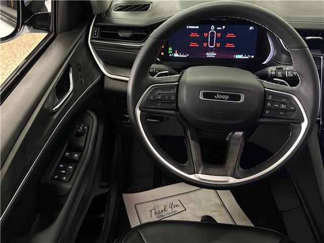 2024 Jeep Grand Cherokee L Limited (Stk: 43316J) in Belleville - Image 12 of 31