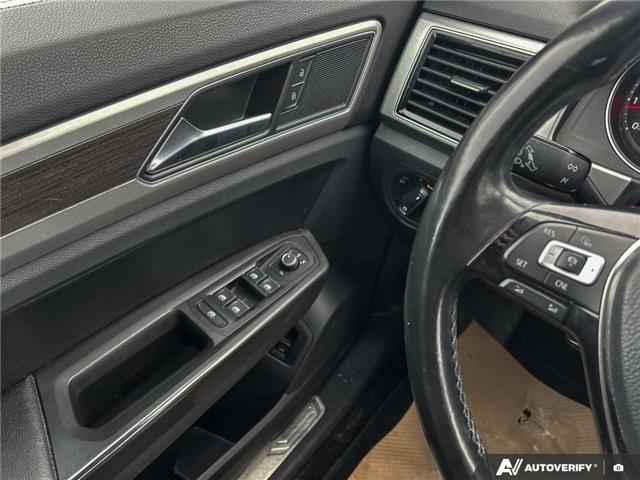 2018 Volkswagen Atlas 3.6 FSI Highline (Stk: KU0418A) in Okotoks - Image 12 of 20