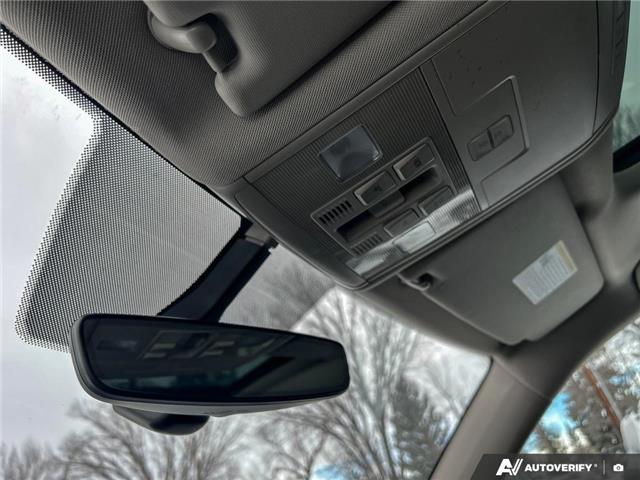 2018 Volkswagen Atlas 3.6 FSI Highline (Stk: KU0418A) in Okotoks - Image 16 of 20