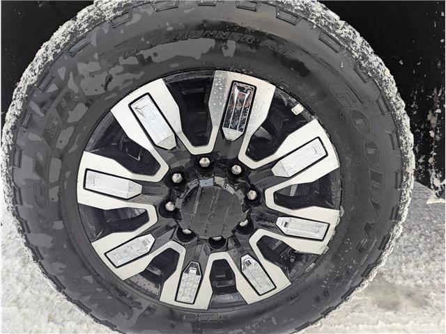2025 GMC Sierra 2500HD Denali (Stk: 25978) in Haliburton - Image 7 of 17