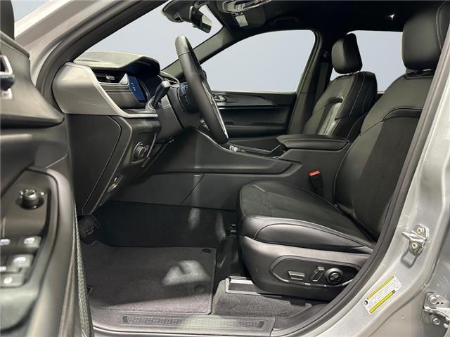 2025 Jeep Grand Cherokee L Laredo (Stk: 40794) in Lethbridge - Image 9 of 15