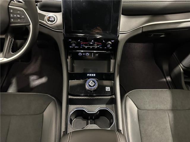 2025 Jeep Grand Cherokee Laredo (Stk: 40833) in Lethbridge - Image 11 of 15