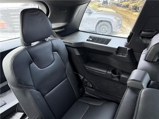 2017 Volvo XC90 Hybrid T8 PHEV Inscription (Stk: 260286A) in Calgary - Image 16 of 18