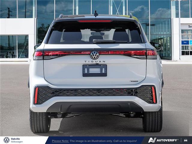 2026 Volkswagen Tiguan Comfortline R-Line Black Edition (Stk: 173854) in Oakville - Image 5 of 26