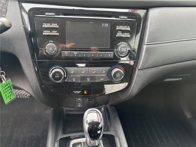 2017 Nissan Rogue (Stk: 2727) in Hawkesbury - Image 13 of 18 2017 Nissan Rogue (Stk: 2727) in Hawkesbury - Image 13 of 18