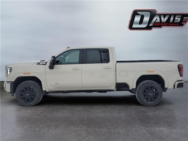 2026 GMC Sierra 2500HD AT4 (Stk: 351376) in Medicine Hat - Image 2 of 15