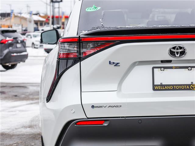 2026 Toyota bZ XLE (Stk: T9701) in Welland - Image 11 of 25