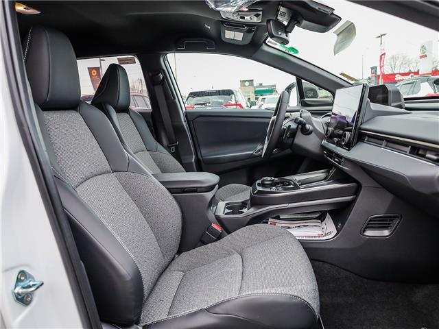 2026 Toyota bZ XLE (Stk: T9701) in Welland - Image 13 of 25