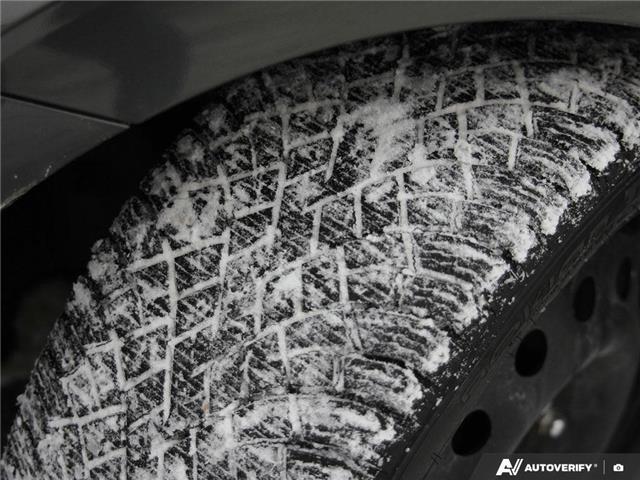 2022 Hyundai Elantra Ultimate (Stk: 104894) in London - Image 7 of 26