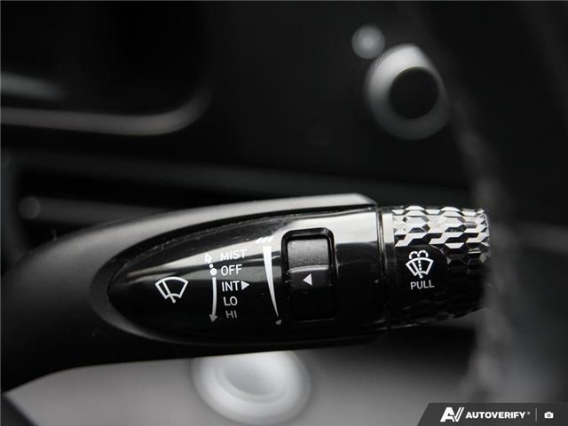2022 Hyundai Elantra Ultimate (Stk: 104894) in London - Image 16 of 26