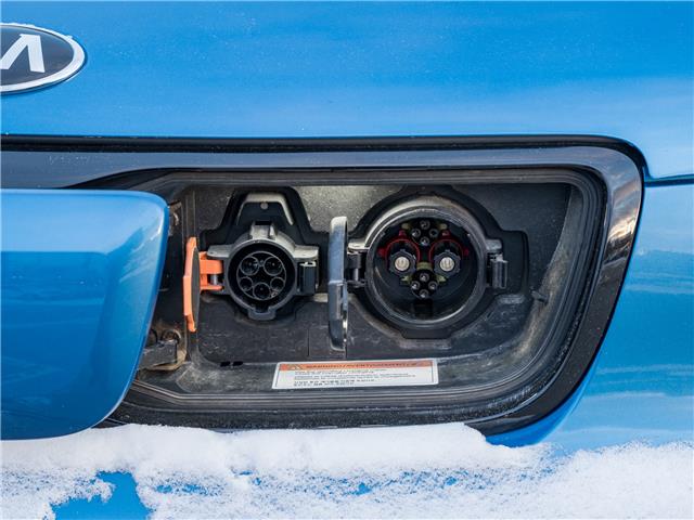 2017 Kia Soul EV EV Luxury (Stk: 2314226AA) in North York - Image 6 of 27