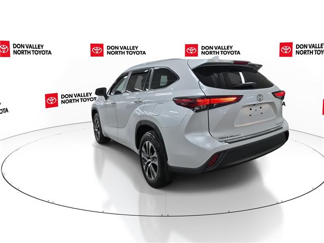 2024 Toyota Highlander XLE (Stk: 10119297A) in Markham - Image 6 of 36