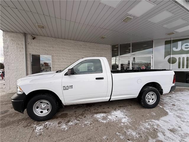 2021 RAM 1500 Classic Tradesman in Sarnia - Image 8 of 17