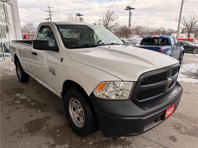 2021 RAM 1500 Classic Tradesman in Sarnia - Image 3 of 17