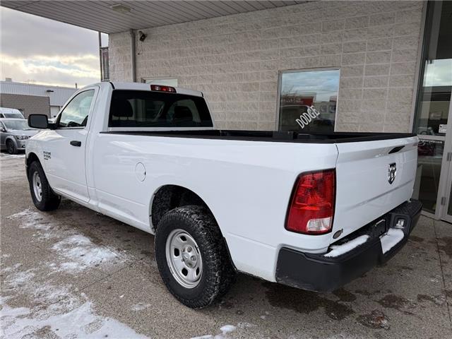 2021 RAM 1500 Classic Tradesman in Sarnia - Image 7 of 17
