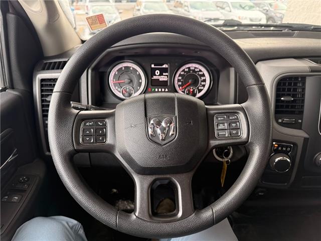 2021 RAM 1500 Classic Tradesman in Sarnia - Image 10 of 17