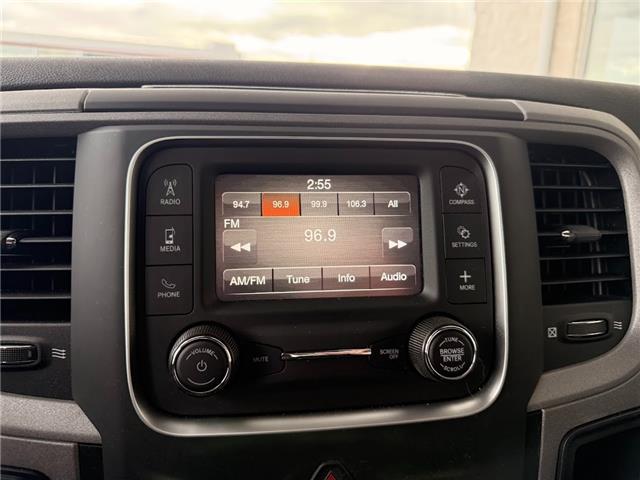 2021 RAM 1500 Classic Tradesman in Sarnia - Image 14 of 17