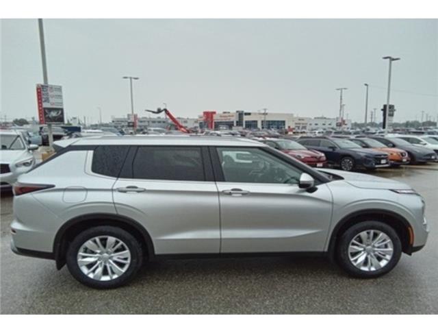 2026 Mitsubishi Outlander SE (Stk: WM26005) in Brandon - Image 5 of 18