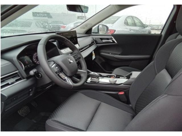 2026 Mitsubishi Outlander SE (Stk: WM26005) in Brandon - Image 10 of 18