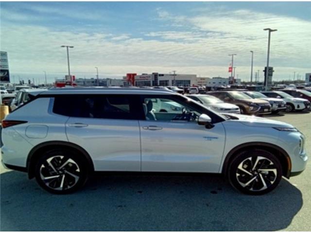 2025 Mitsubishi Outlander PHEV  (Stk: WM26013) in Brandon - Image 5 of 22